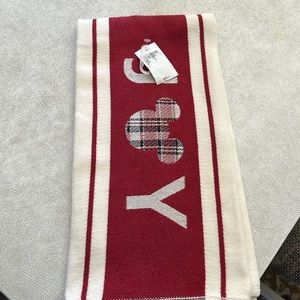 Disney Christmas dish towel NWT